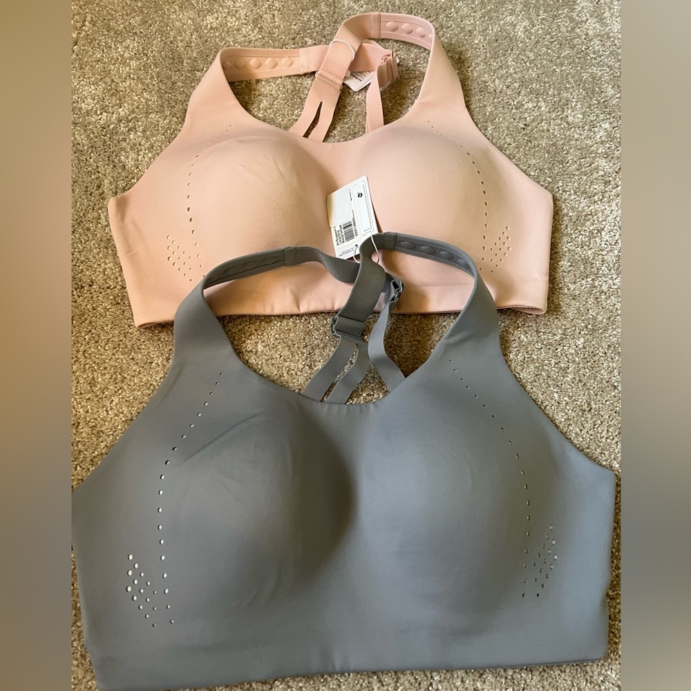 2 lululemon bras